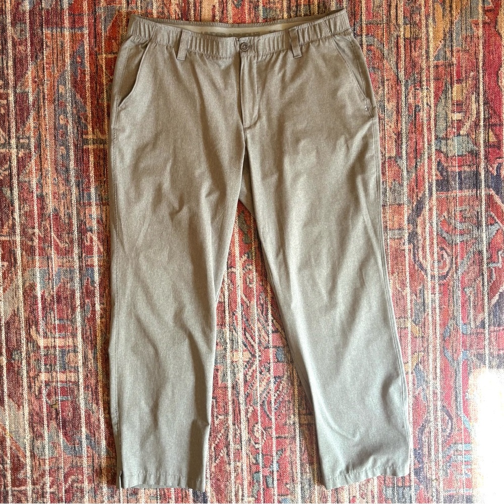 Men’s 40x32 Gray Under Armour Golf Pants